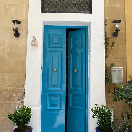 Maltese Town House *