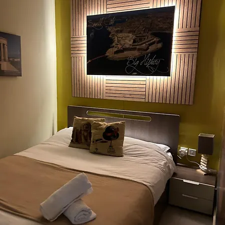 Maltese Town House דירה *