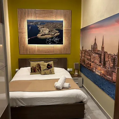 Maltese Town House Apartment