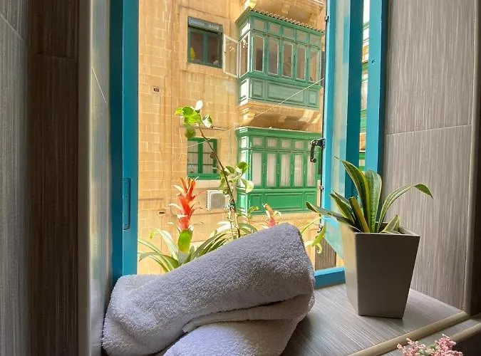 Maltese Town House Apartment *